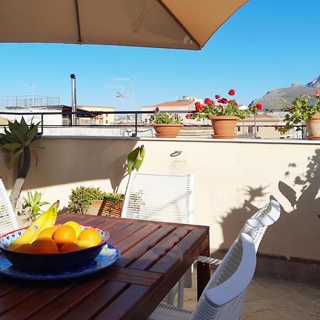 Terrace With View Attic In Old Town Ballarhome Palermo Exterior foto